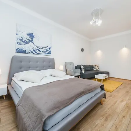 Beautiful On Main Square / Old Town / City Center Apartament *